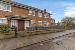 Photo 32- click for photo gallery